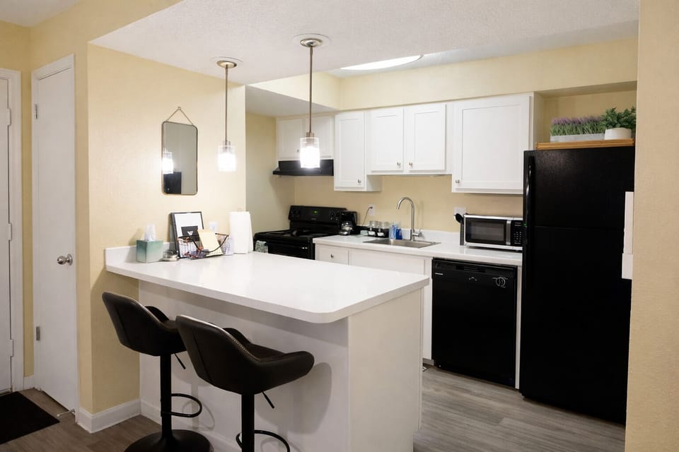 Cook a little or a lot—this kitchen’s ready