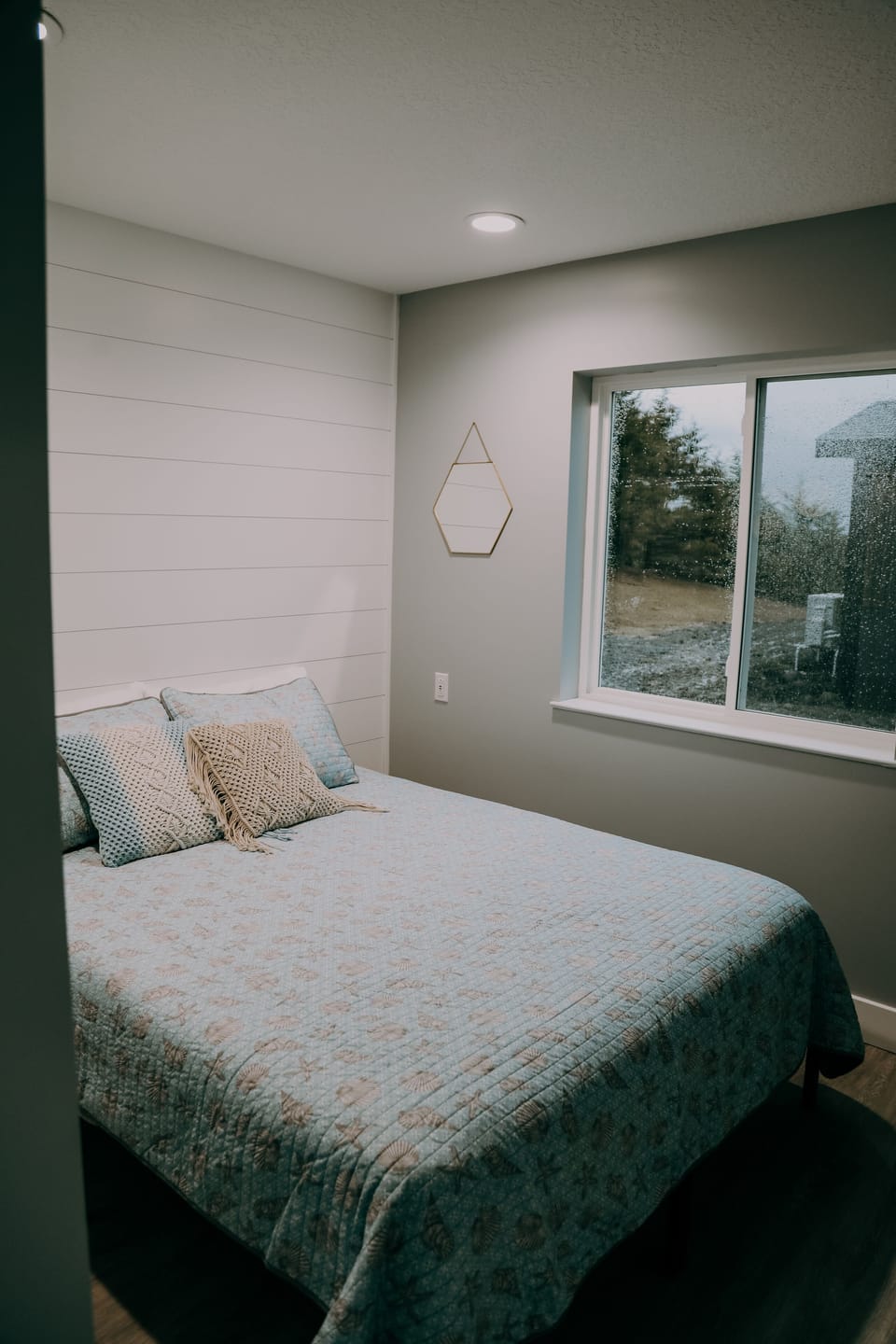 Bedroom 1 (1)
