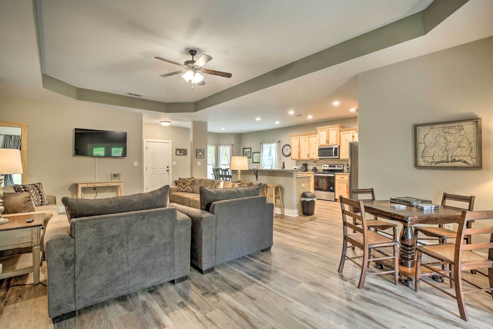 Living Room | Smart TV`