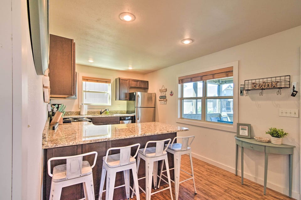 Kitchen | Fully Equipped