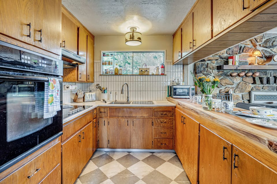 Property Interior | 2-Story Home