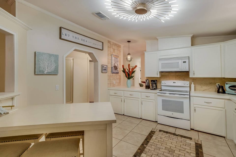 Spacious Kitchen