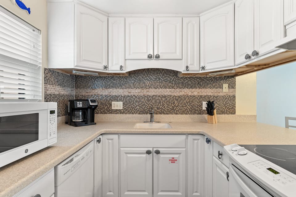 Nicely Equipped Kitchen
