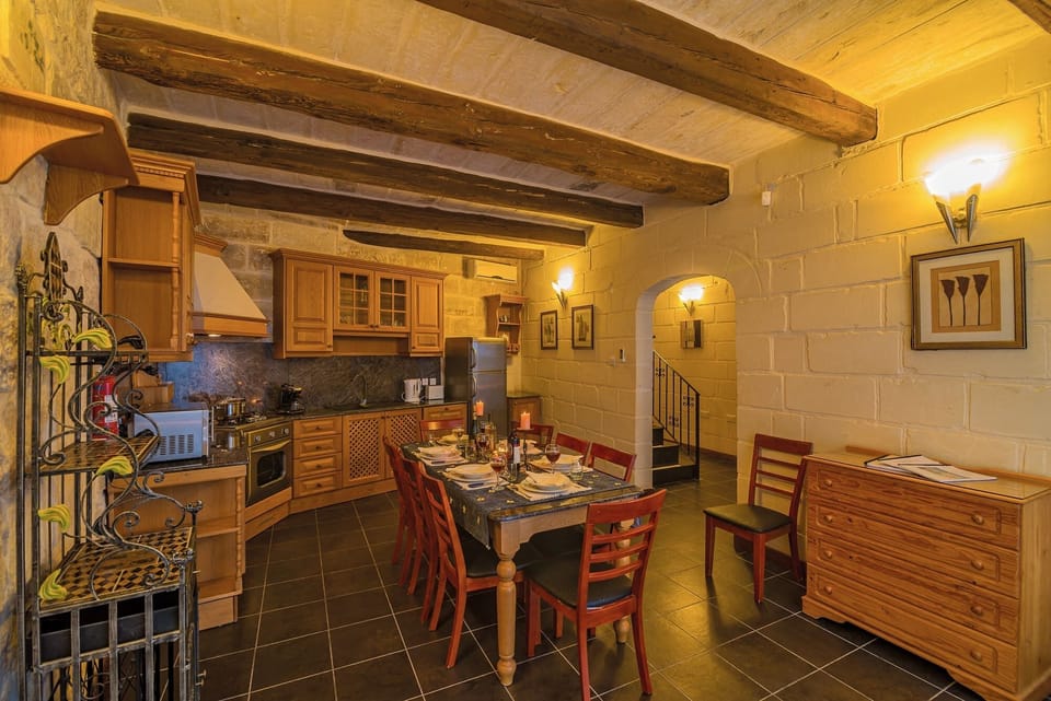 Valletta Kitchen 2