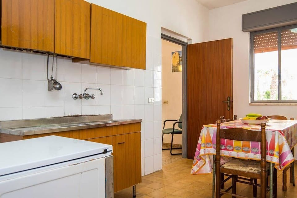 Kitchen area