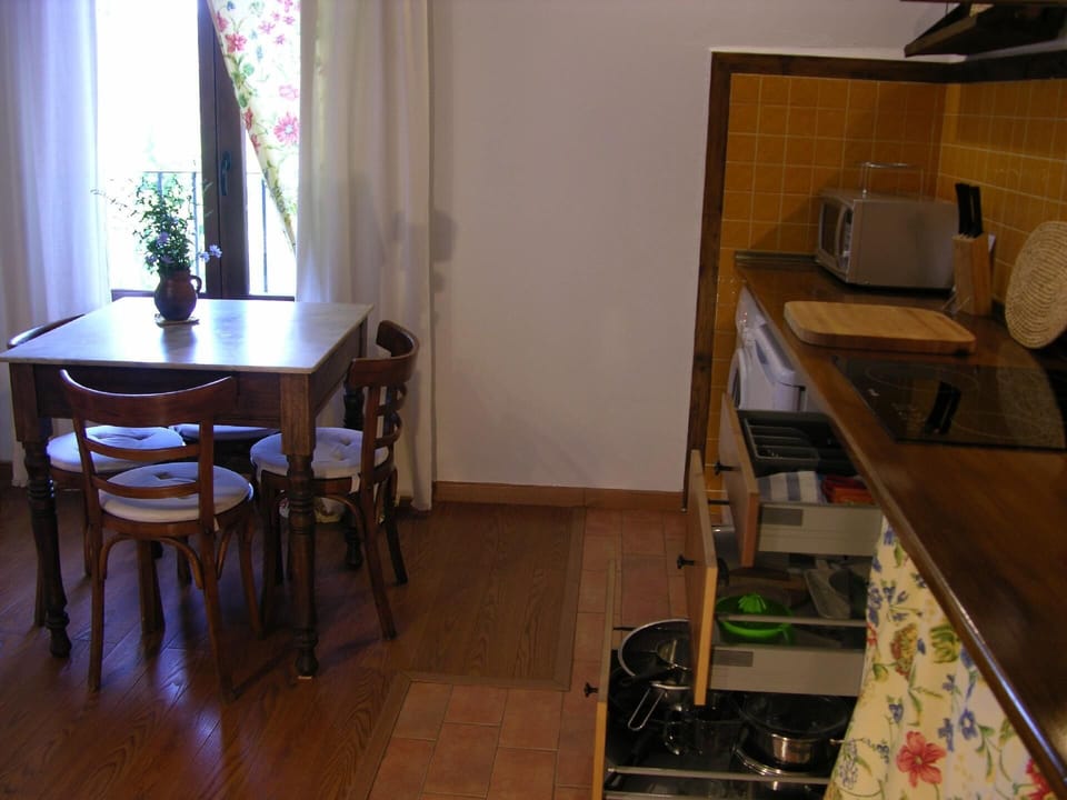 Kitchen area