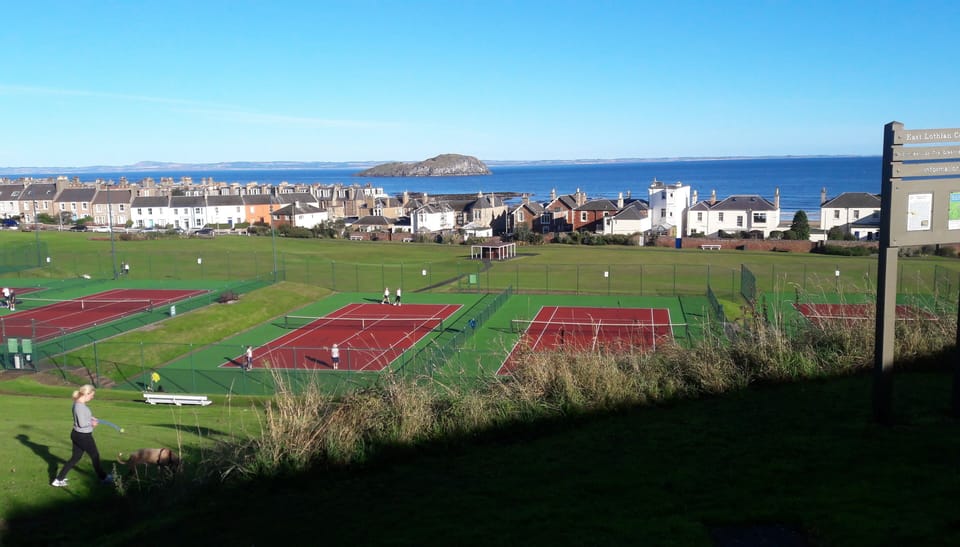 Tennis courts 5 mins walk away