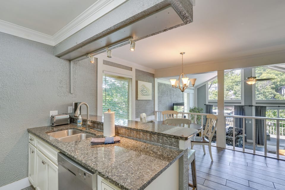 Kitchen | Stainless Steel Appliances | Dishware & Glassware