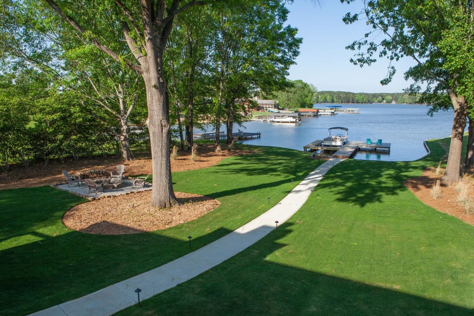 Walkway from home to Dock