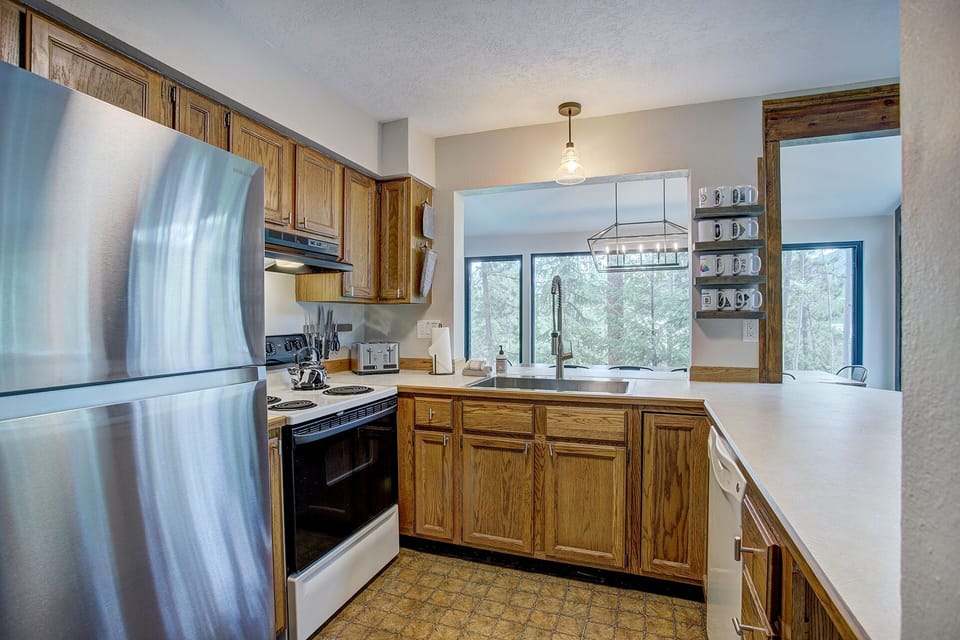 Fully stocked kitchen with everything you need to cook for the entire family