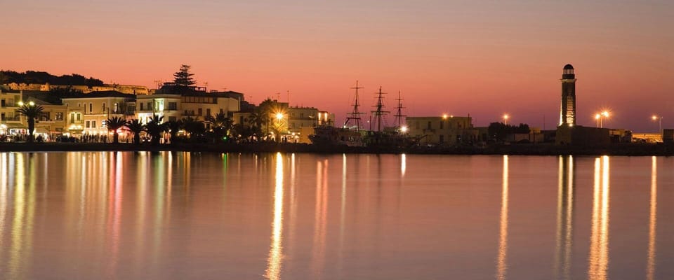 Town/city in general. The nearby city of Rethymno with its Venetian port