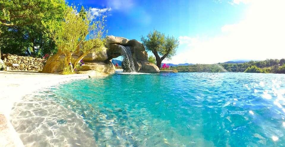 Pool. Pool