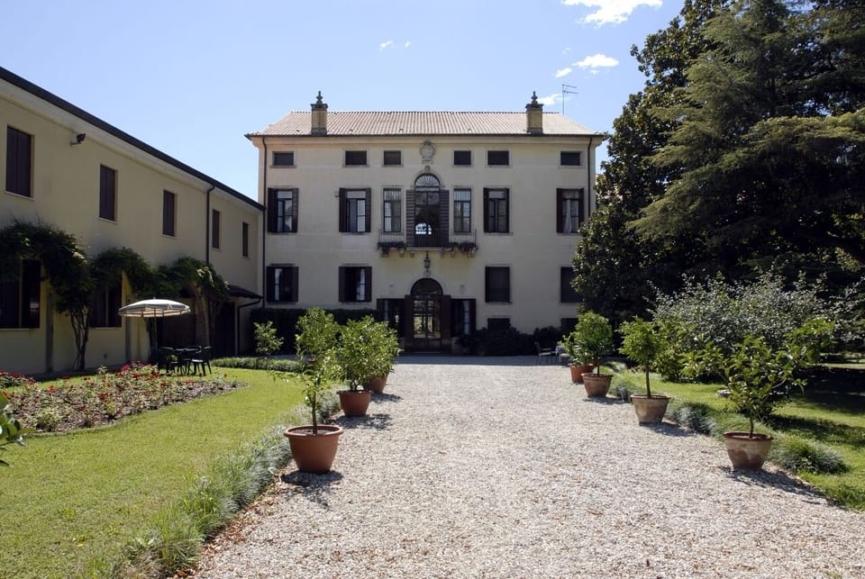 The north facade of Villa Selvatico