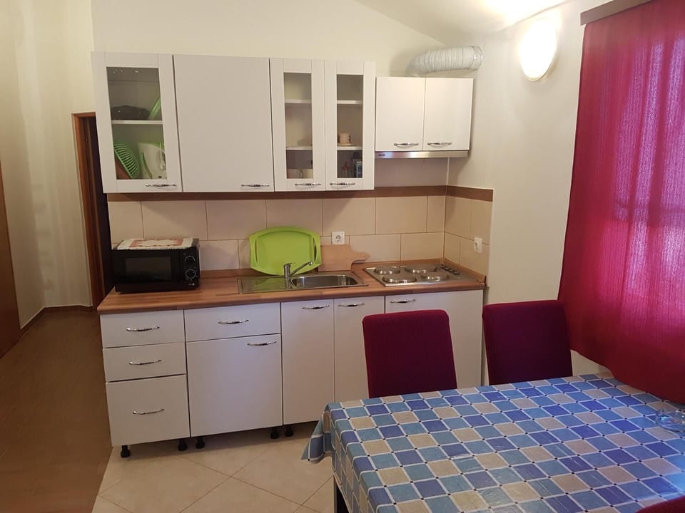 Kitchen area