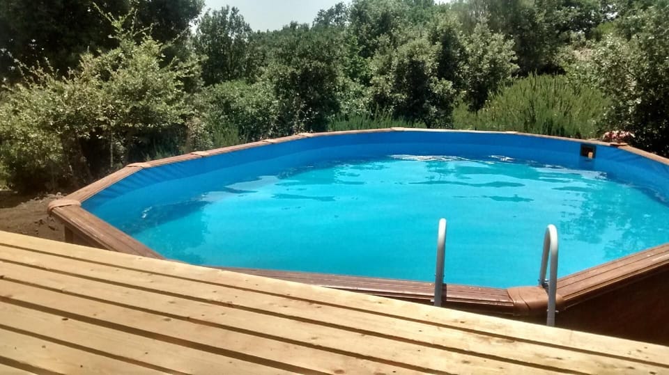 relax pool
