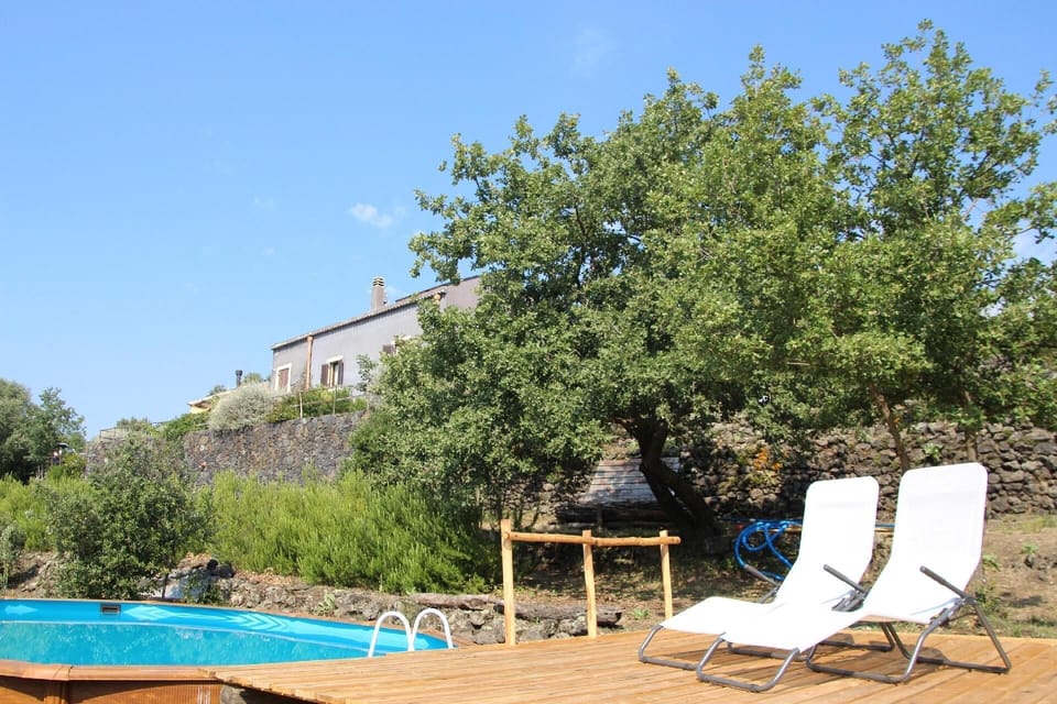 relax pool