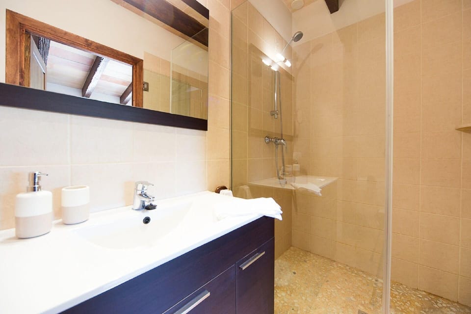 Bath/Shower