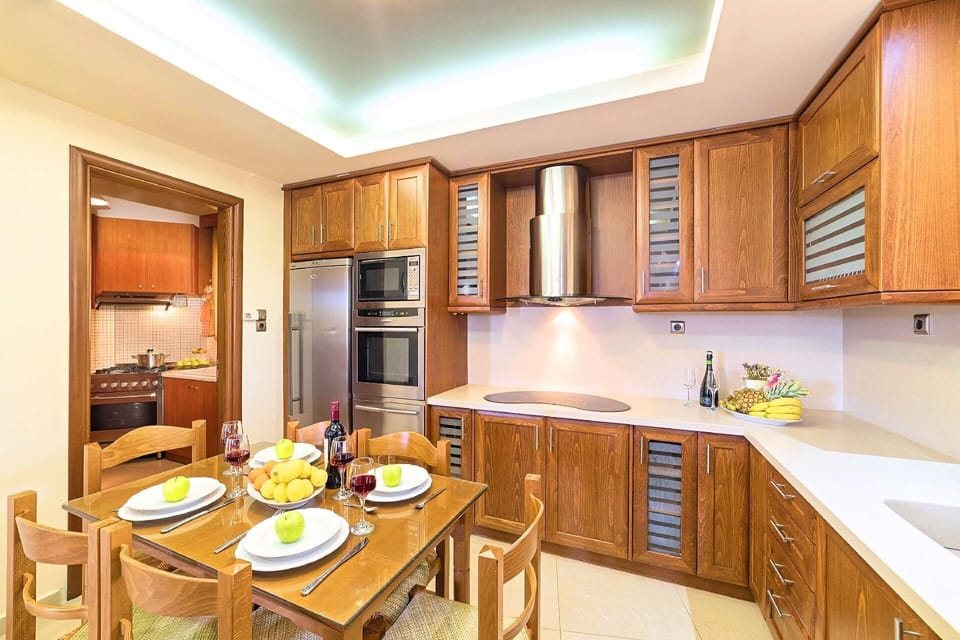 Kitchen area. HotelPraxis Group