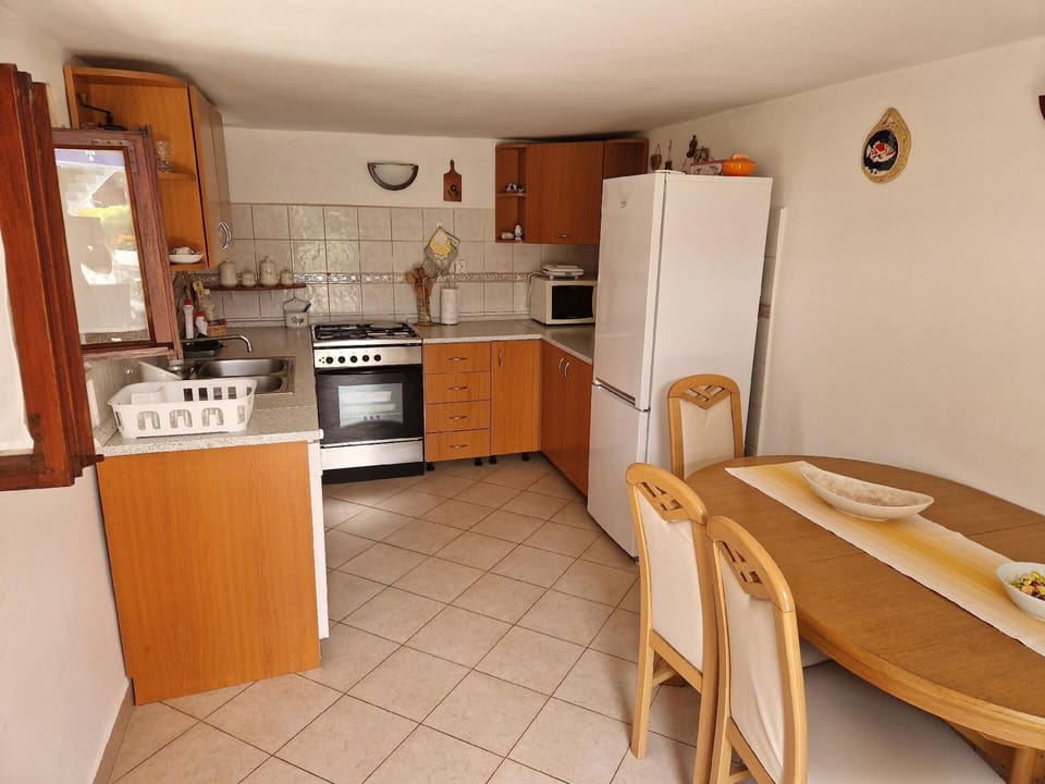 Kitchen area