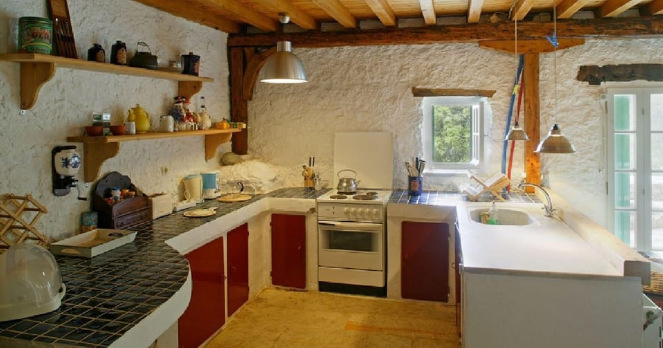 Kitchen area
