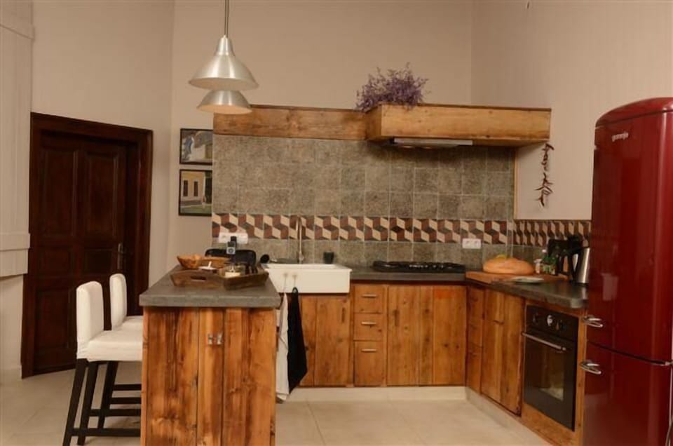 Kitchen area