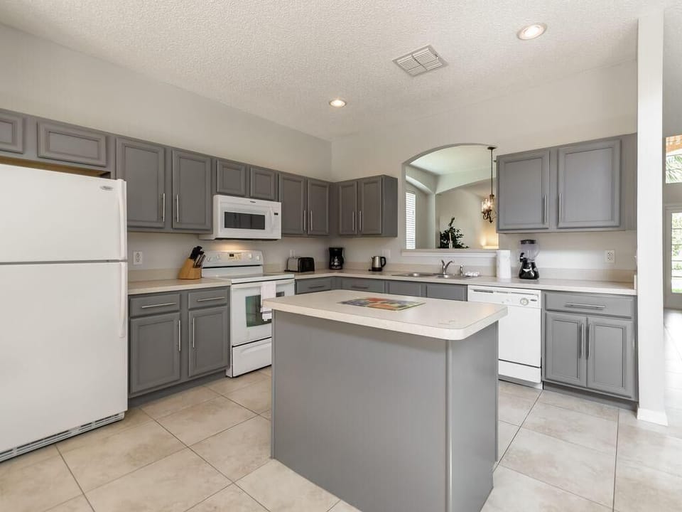 Kitchen area. Fully Equipped Kitchen