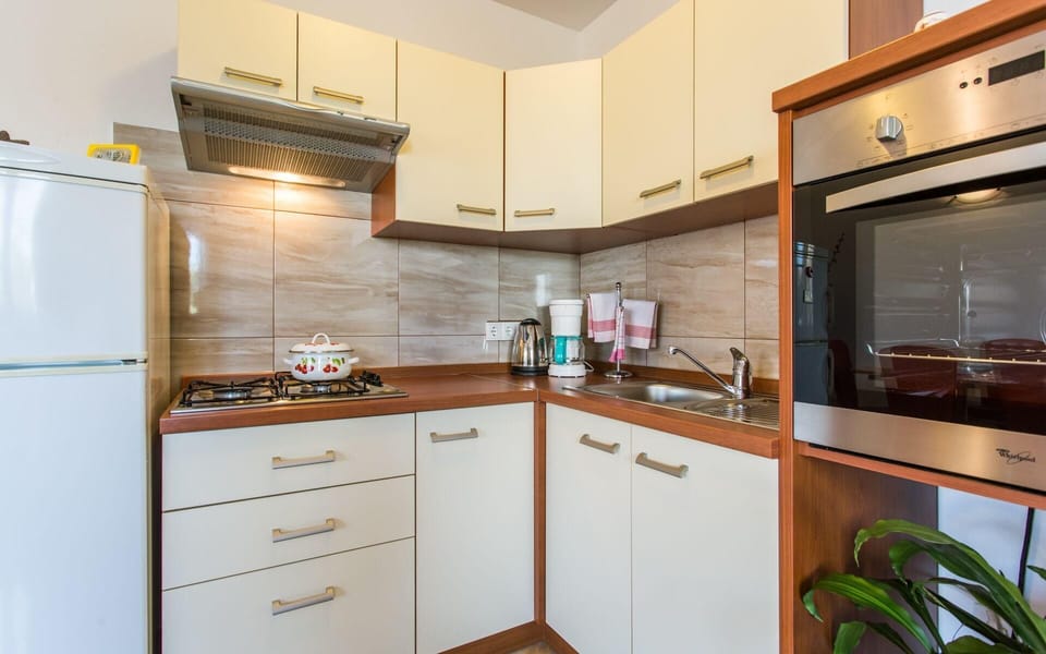 Kitchen area