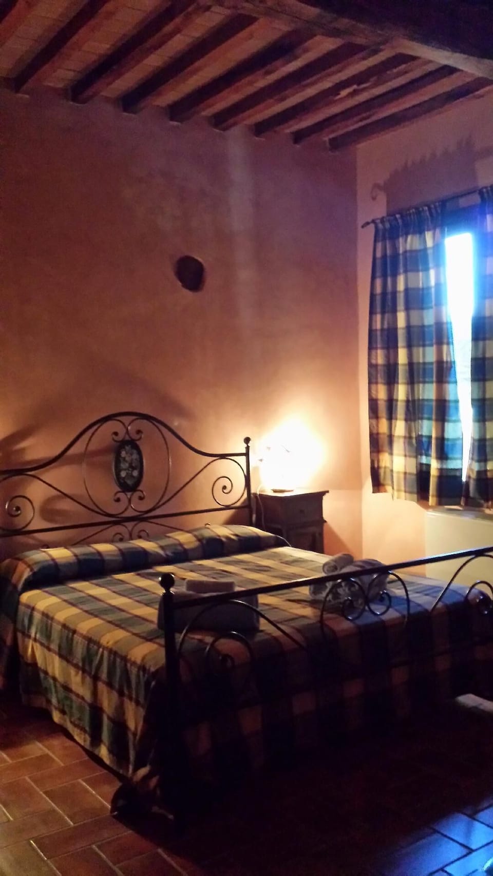 Sleeping area. Double bedroom, large