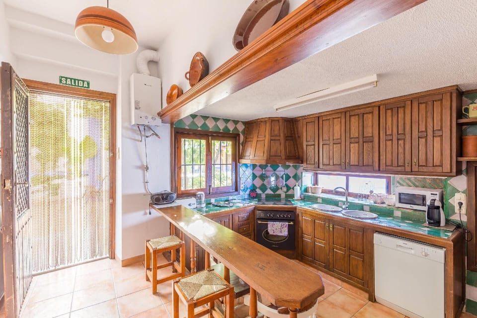 Kitchen area
