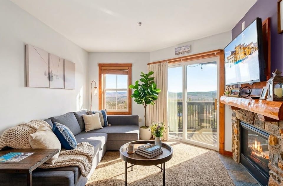 Charming area with Smart TV.  Guest Review Highlight Jarrod Boone: "This condo is a fantastic value for the price! Being right in the heart of the Village made everything so convenient. I would stay here again!".