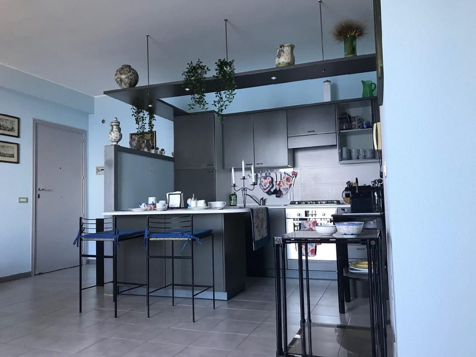Kitchen area