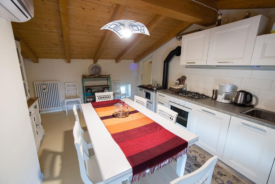 Kitchen area