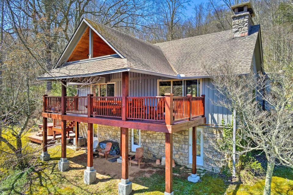 Banner Elk Vacation Rental | 4BR | 2BA | 3,000 Sq Ft | Step-Free Access