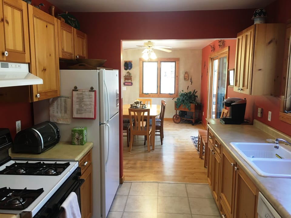 Kitchen to dining
