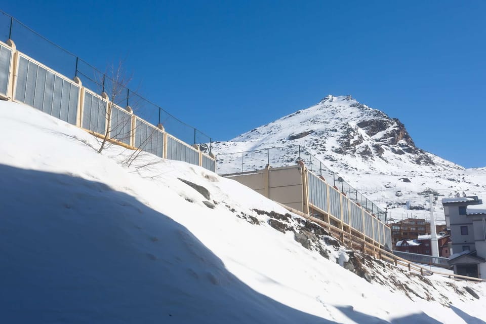 Snow and ski sports