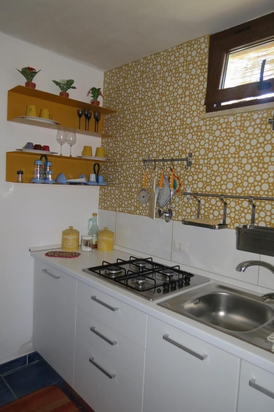 Kitchen area