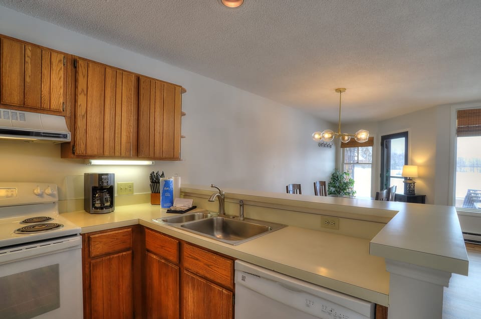 Fully equipped kitchen