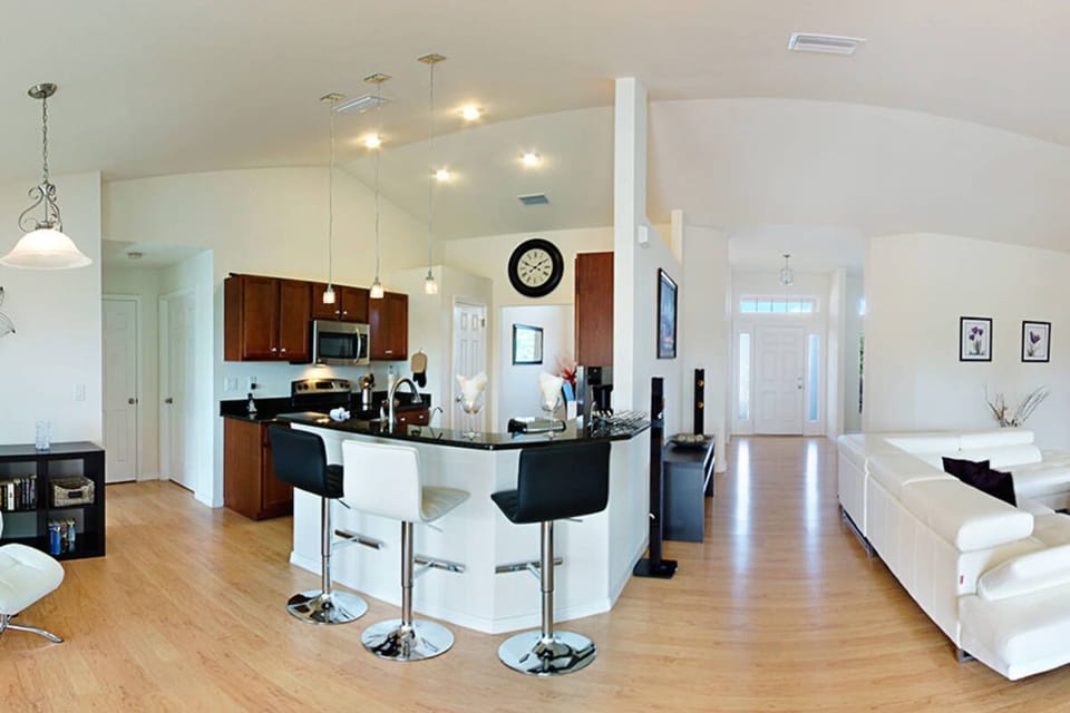 Villa Blue Horizon - Kitchen/Living Area