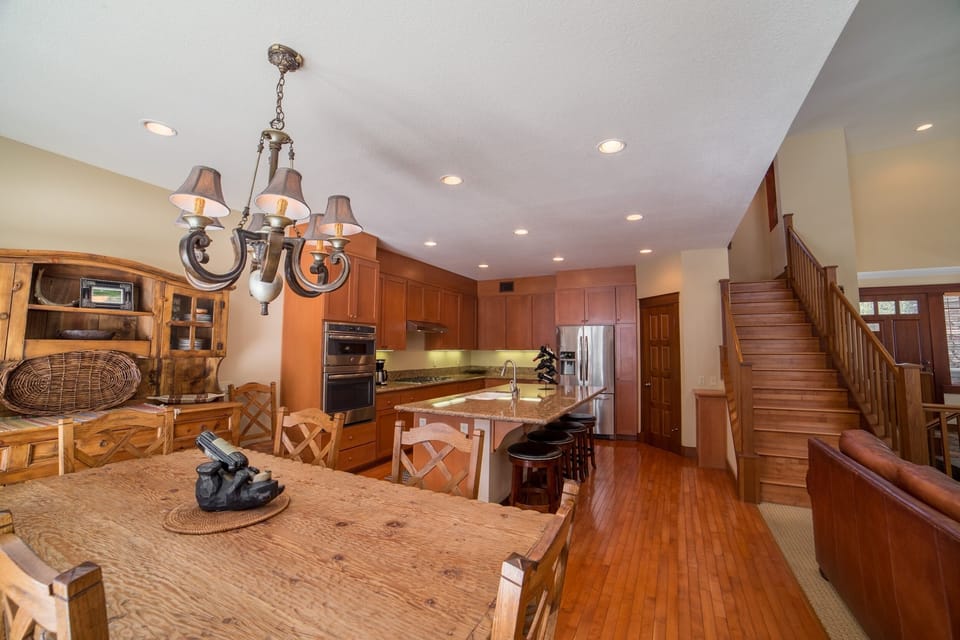 Hardwood, Flooring, Floor, Chair, Furniture