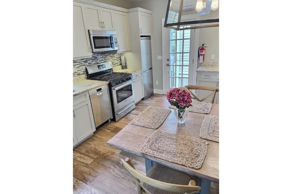 Fully updated kitchen