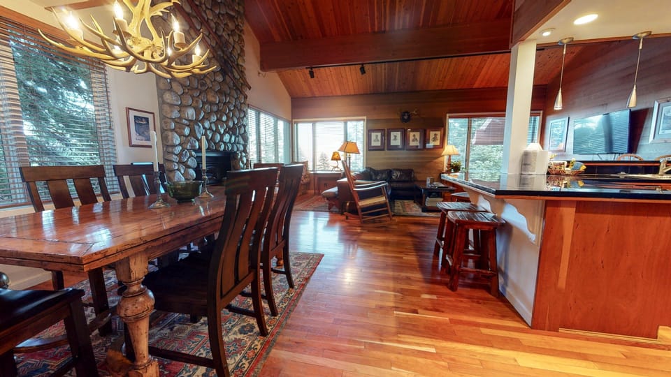 Flooring, Hardwood, Floor, Chair, Furniture