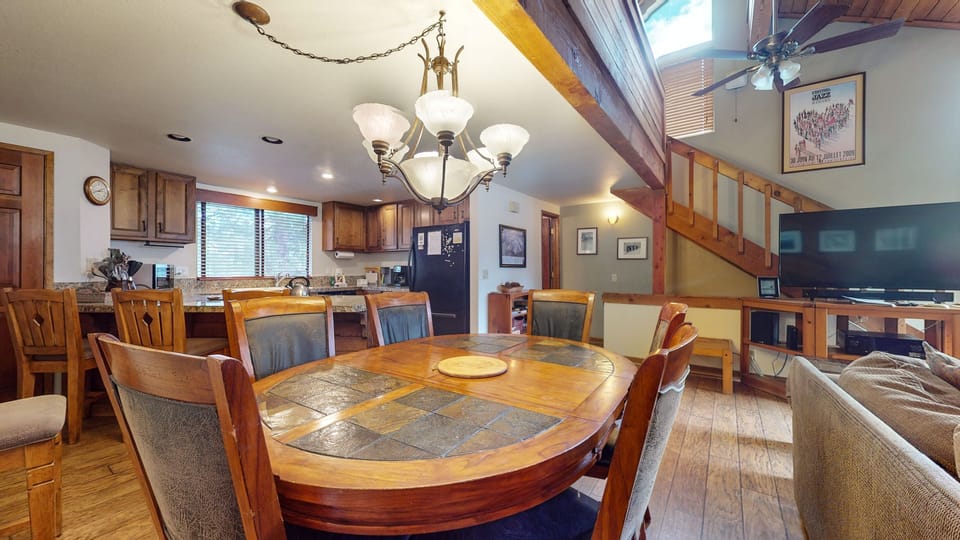 Dining Room, Dining Table, Furniture, Indoors, Table