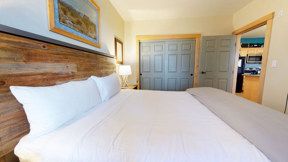 Furniture, Bed, Bedroom, Room, Indoors