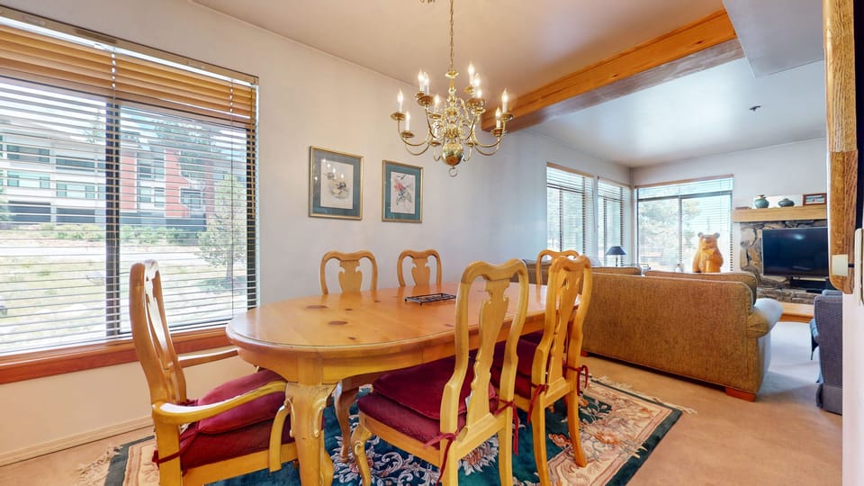 Dining Room, Dining Table, Furniture, Indoors, Table