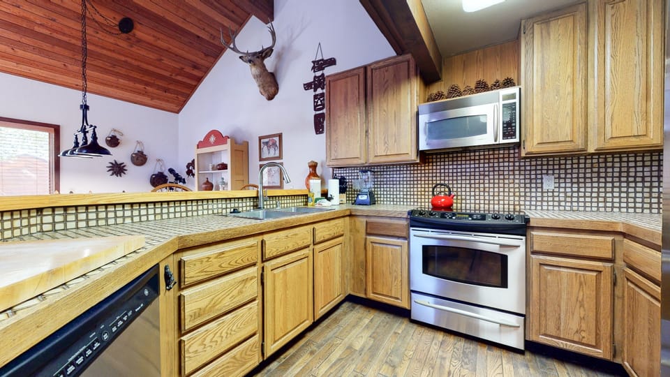 Indoors, Room, Furniture, Kitchen, Flooring