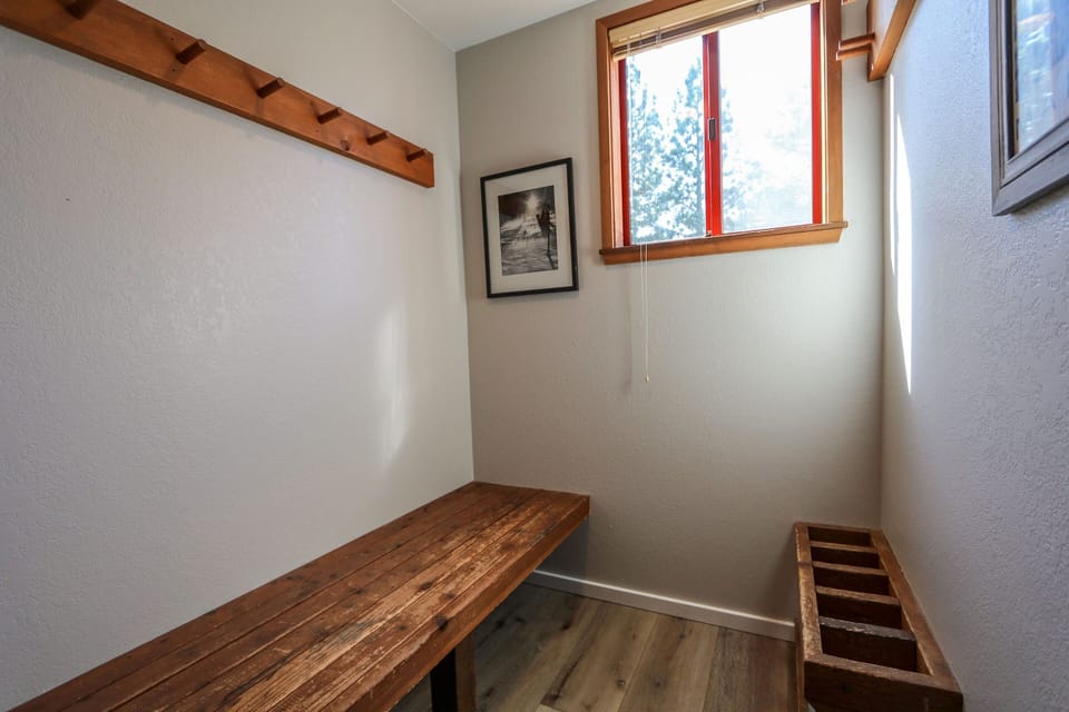 Hardwood, Flooring, Floor, Indoors