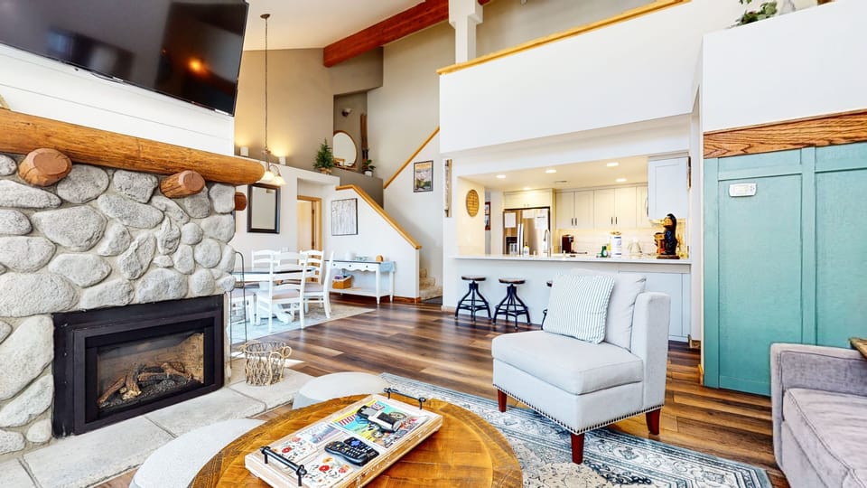 Home Decor, Architecture, Building, Furniture, Indoors