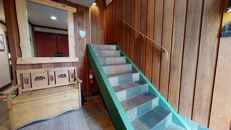 Staircase, Banister, Handrail, Flooring, Indoors