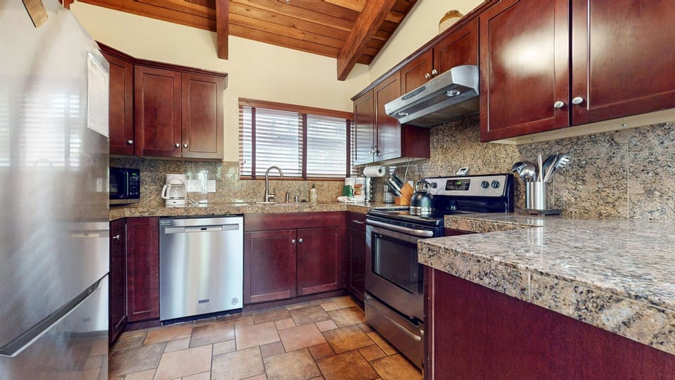 Indoors, Kitchen, Floor, Flooring, Appliance