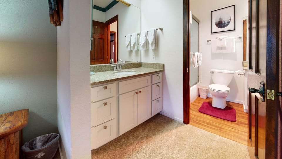 Flooring, Indoors, Floor, Room, Furniture